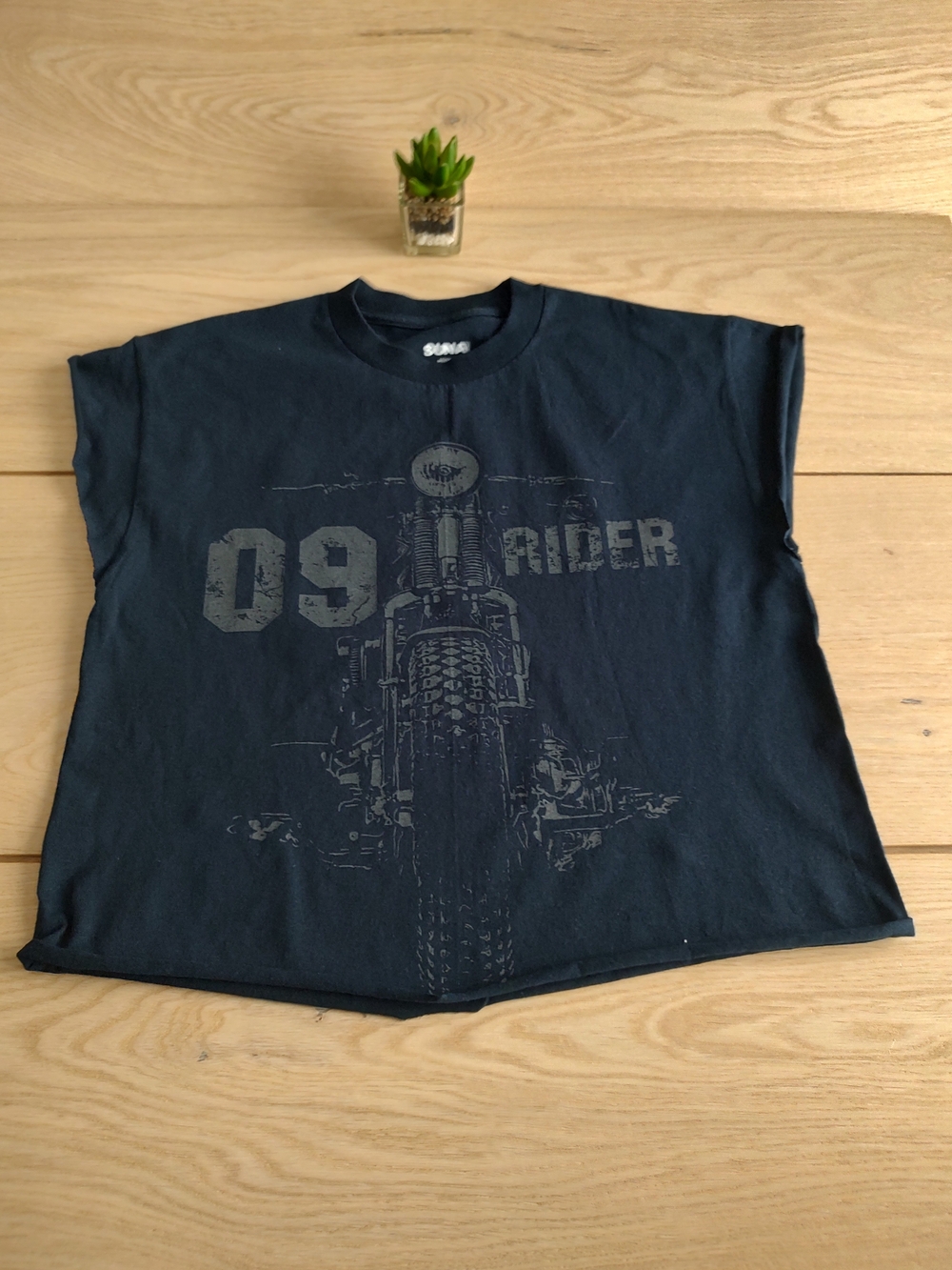 Girls Navy '09 Rider' Graphic Tee Crop